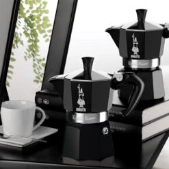 Bialetti Moka Express - 1 Tasse SCHWARZ 3 Bialetti Moka Express - 1 Tasse SCHWARZ -Eureka Kaffee Geschaft 102266 102266 bialetti moka express 1 tasse schwarz 2