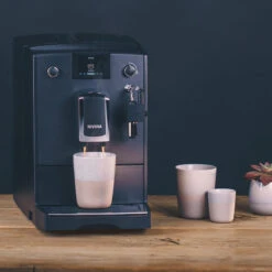 NICR 550 Caferomatica 4 NICR 550 Caferomatica -Eureka Kaffee Geschaft 105020 105020 nivona nicr 550 mattschwarz chrom mood 1