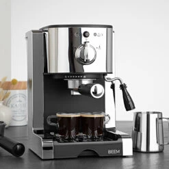 Espresso Perfect Chromfarben 3 Espresso Perfect Chromfarben -Eureka Kaffee Geschaft 105203 105203 beem espresso perfect chromfarben moodbild1