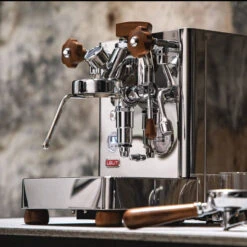 Bianca -Eureka Kaffee Geschaft 105742 105742 lelit bianca siebtraegermschine mitsiebtraeger shooting