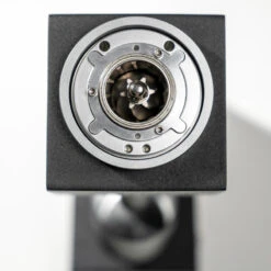 VS3 Mühle Schwarz -Eureka Kaffee Geschaft 105781 105781 varia vs3 grinder black hereingezoomt